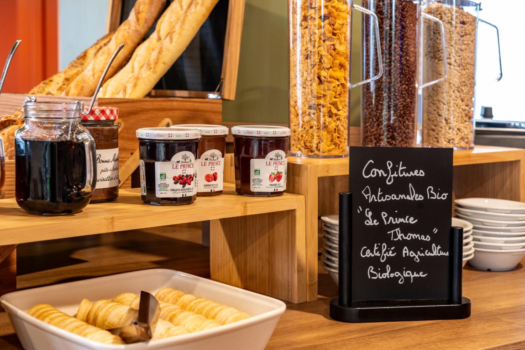 Ibis Styles Prevessin Geneve Aeroport Hotell Exteriör bild
