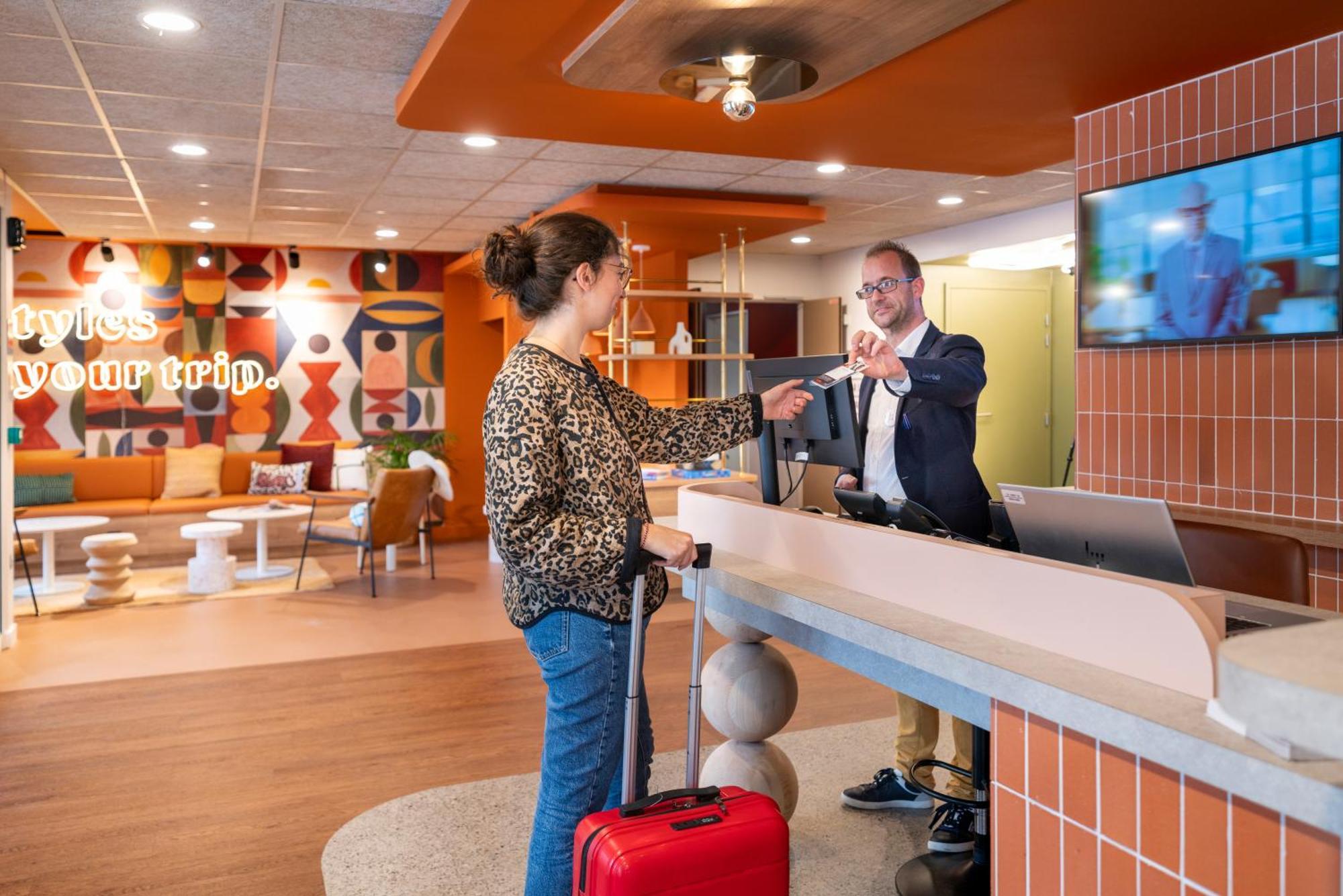 Ibis Styles Prevessin Geneve Aeroport Hotell Exteriör bild