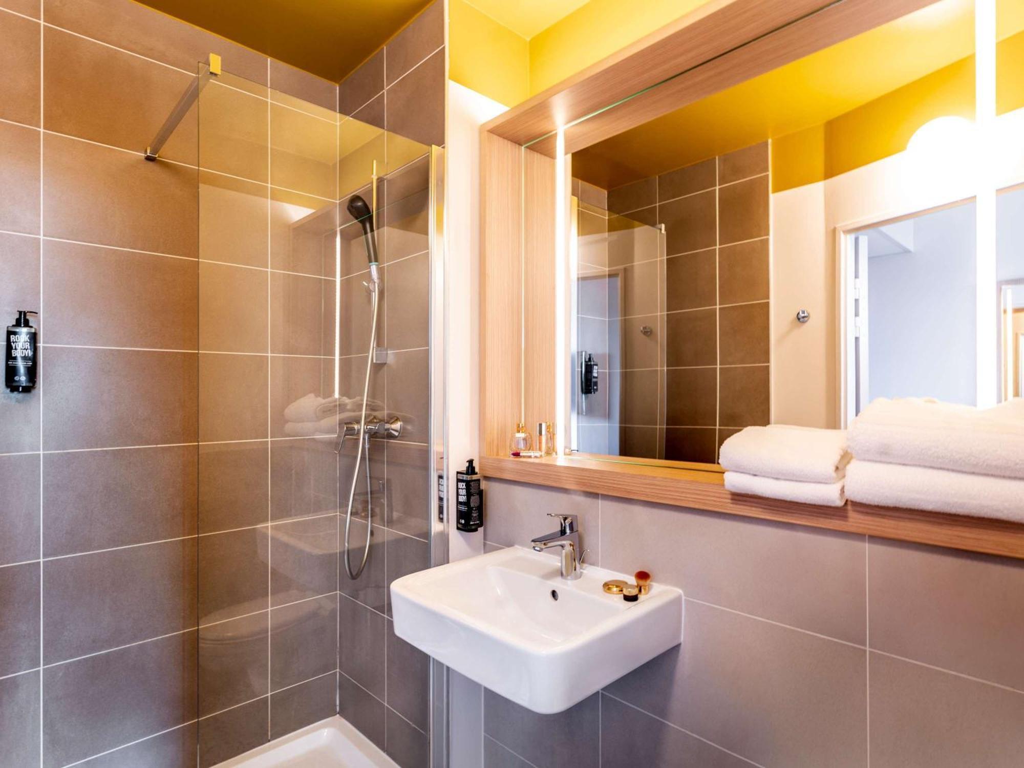 Ibis Styles Prevessin Geneve Aeroport Hotell Exteriör bild