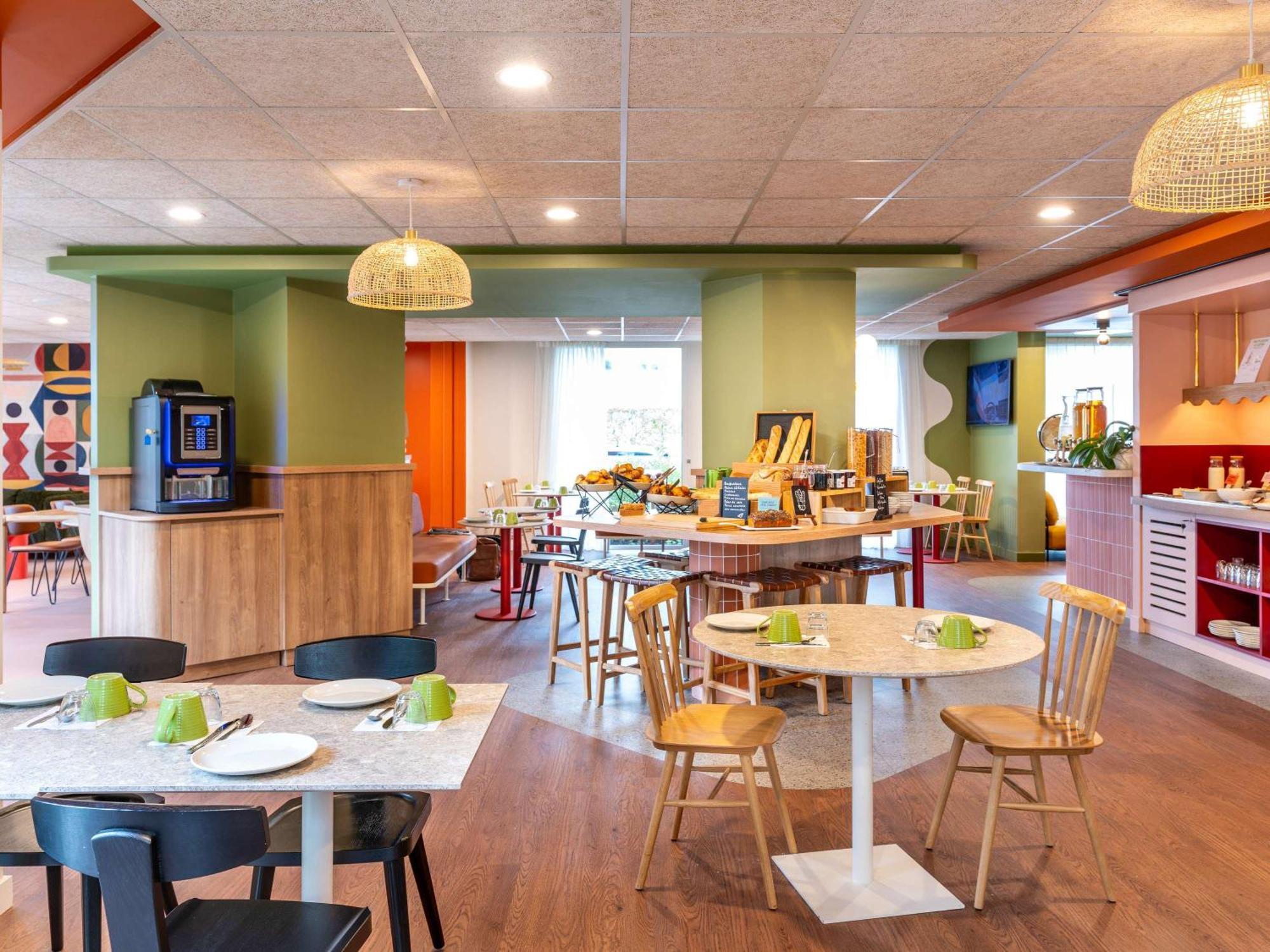 Ibis Styles Prevessin Geneve Aeroport Hotell Exteriör bild