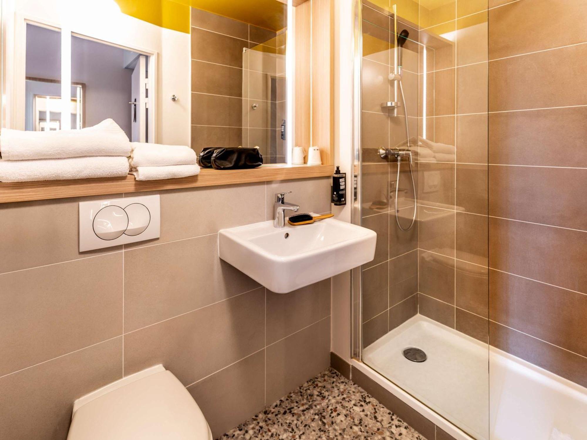 Ibis Styles Prevessin Geneve Aeroport Hotell Exteriör bild